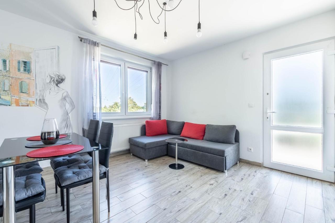 Apartamento Zakatki Swiata Poznan Exterior foto